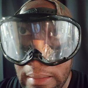 Meet your Posher, Eddie